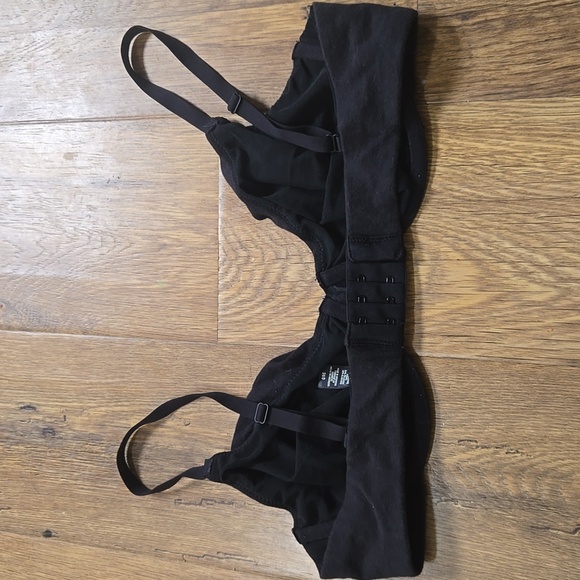 Skims Bra 36D - Picture 2 of 6